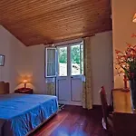 Quinta Colmeias Kır Evi *